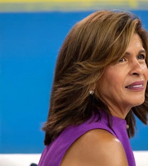 "Hoda Kotb's live TV accident with a tea mug on the 'Today' show becomes a captivating moment as she recovers gracefully."