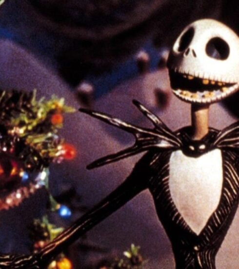 "Discover the magic of Halloween in Disney's 'The Nightmare Before Christmas: The Battle For Pumpkin King' manga. Read our review now!"