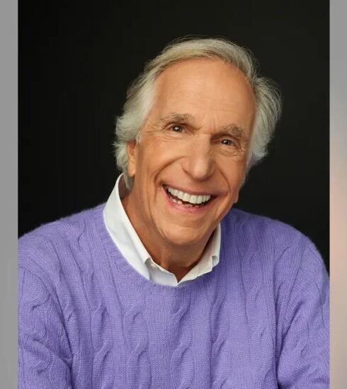 "Join Henry Winkler on CNN as he brings 'The Fonz' back to life, discussing the enduring legacy of 'Happy Days' and sharing behind-the-scenes moments in a captivating interview with Jake Tapper."