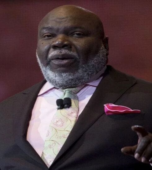 "Explore the scandalous TikTok claims that thrust TD Jakes into the spotlight. Cassie Kim Porter's revelations ignite social media, sparking disbelief."