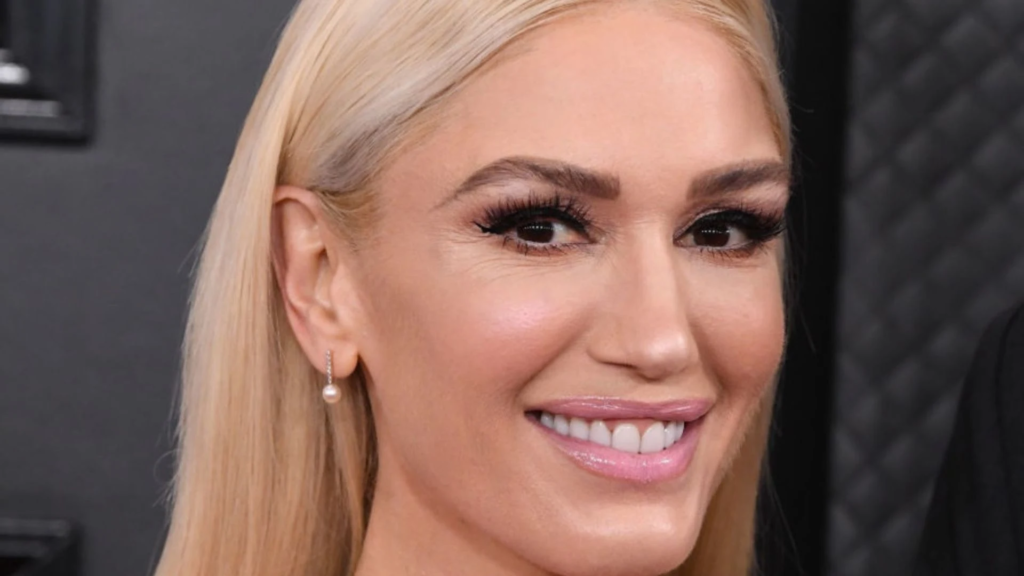"Fans in awe as The Voice judge, Gwen Stefani, unveils her flourishing garden, showcasing a green-thumbed passion that defies expectations with glamorous acrylic nails."