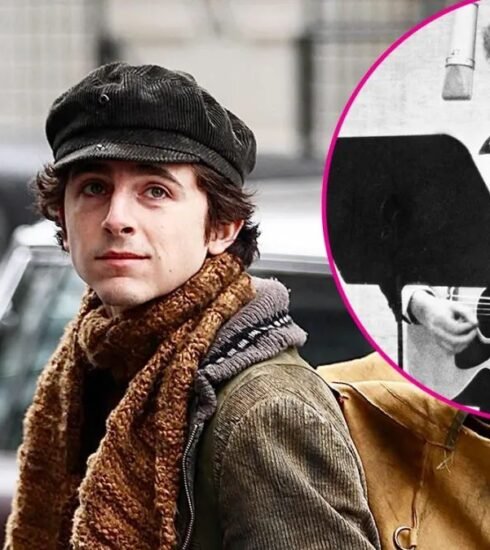 Timothée Chalamet steps into the shoes of young Bob Dylan as he's photographed on the New York set of the eagerly anticipated biopic.