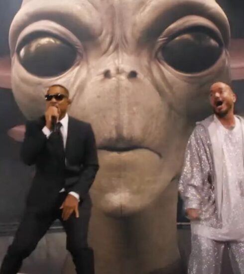 Will Smith made a surprise appearance at Coachella, teaming up with J Balvin for a lively rendition of "Men in Black," delighting fans with an unforgettable performance.