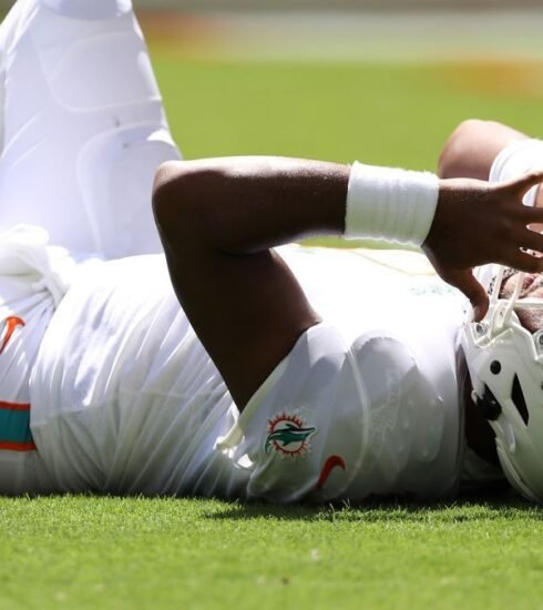 The Buffalo Bills secured a convincing victory over the Miami Dolphins. Key moments included a dominant performance by the Bills and Tua Tagovailoa leaving the game due to a concussion.