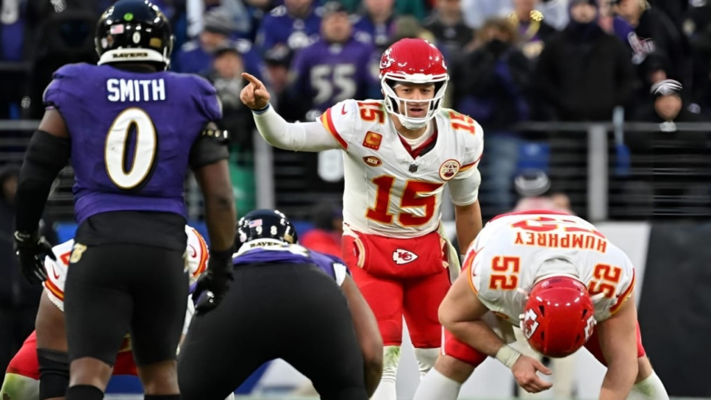 In a dramatic showdown, the Kansas City Chiefs held off the Baltimore Ravens with a game-saving review, ruling Isaiah Likely out of bounds on the final play.






