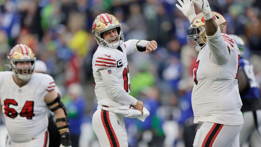 In a thrilling Thursday night matchup, the San Francisco 49ers outplayed the Seattle Seahawks, marking a pivotal moment in the 2024 NFL season. The 49ers displayed impressive offensive and defensive strategies, further solidifying their position as contenders. Here are the key takeaways from this exciting game.






